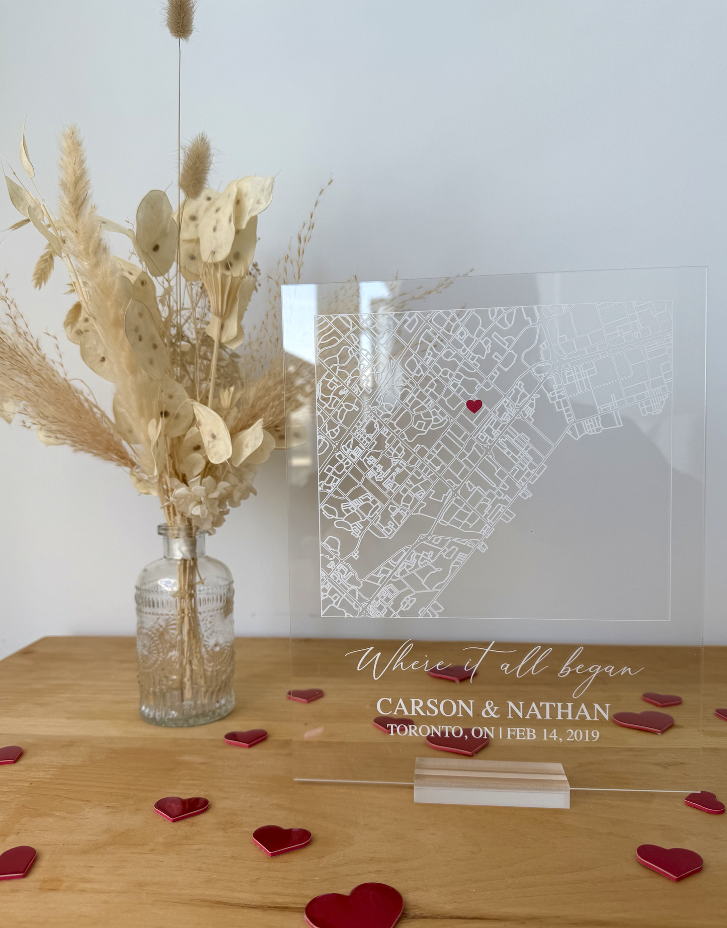 Valentine's Day Gift Box (Dried Flower Bouquet + Bud Vase + Acrylic Sign)