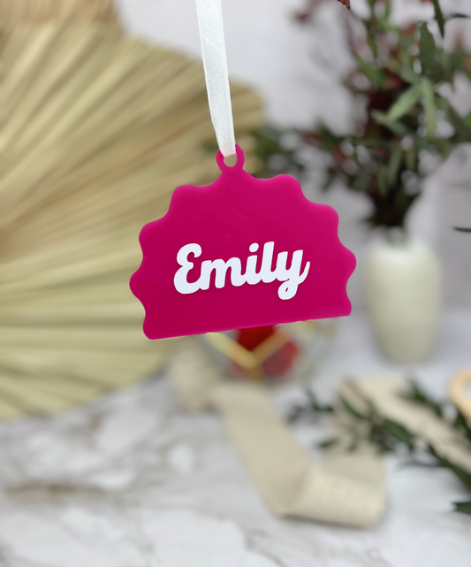 Scalloped Edge Arch Ornament - Custom Name 2